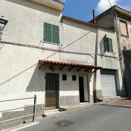 Collina Ampio Quadrilocale Con 2 Terrazzi Ferienhaus